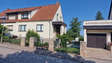 Attraktive Doppelhaushälfte mit Wohnungsrecht in Weimar – Ideal für Kapitalanleger, 99425 Weimar, Doppelhaushälfte